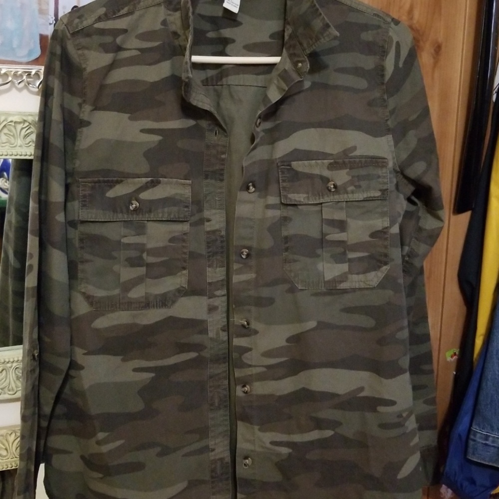 Green Camoflauge shirt